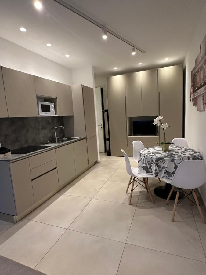 Apartments Ennio Top Class Bari Ngoại thất bức ảnh