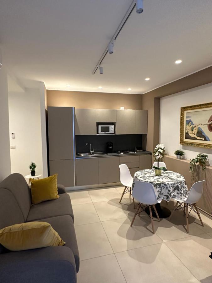 Apartments Ennio Top Class Bari Ngoại thất bức ảnh